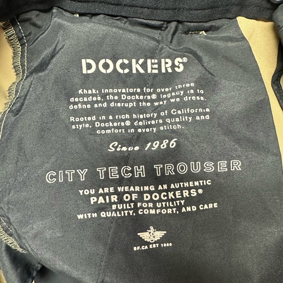 NWT Dockers Men's City Tech Trouser Straight Fit Smart 360 Tech Pants 34x34 - Picture 9 of 12